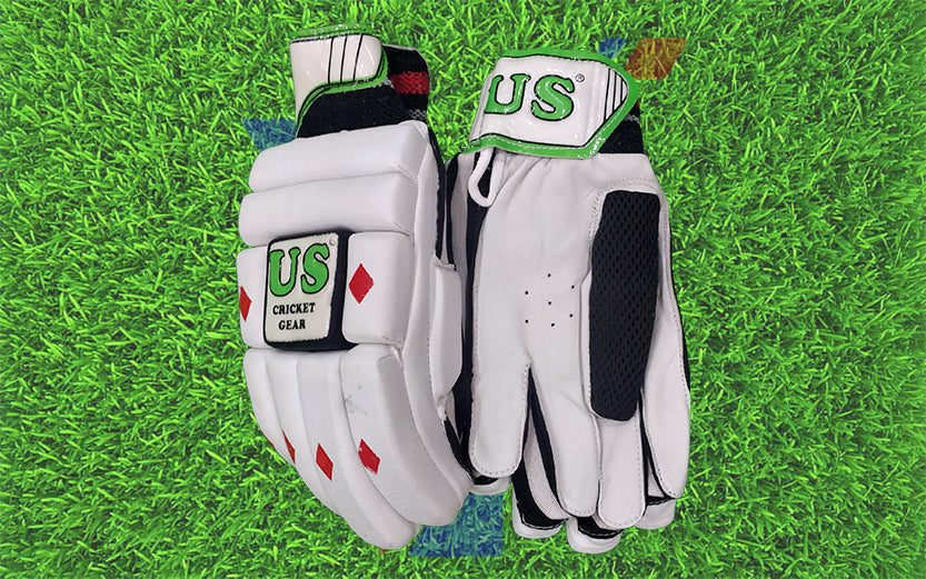 Cricket Protective Equipment & Accessory : Cricket Batting Gloves